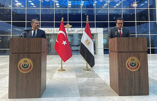 Gazze’ye yardım eli! Sağlık Bakanı Koca açıklama yaptı: 26 Gazzeli hasta ile 13 refakatçisi Türkiye’ye getirildi