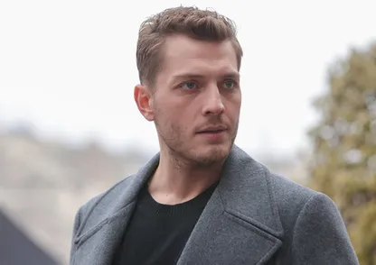 Siyah Kalp'in Cihan'ı Burak Tozkoparan bakın kimin torunuymuş! Merhum oyuncu...