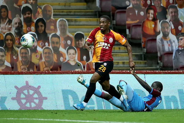 Galatasaray'da flaş Jesse Sekidika gelişmesi! - 1