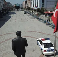Görüntüler İstanbuldan! Sultanbeyli Kent Meydanı yaya trafiğine kapatıldı