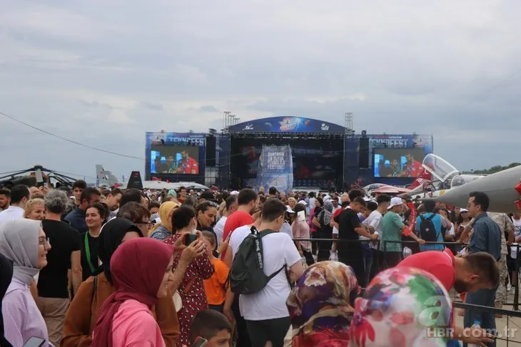 Teknofest Karadeniz’e son günde ziyaretçi akını! Vatandaşlardan Kızılelma ve Hürjet’e yoğun ilgi