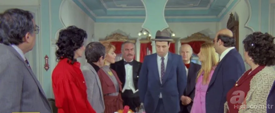 Kemal Sunal'ın efsane filmi Çarıklı Milyoner ile ilgili bilinmeyen Hollywood gerçeği! 4