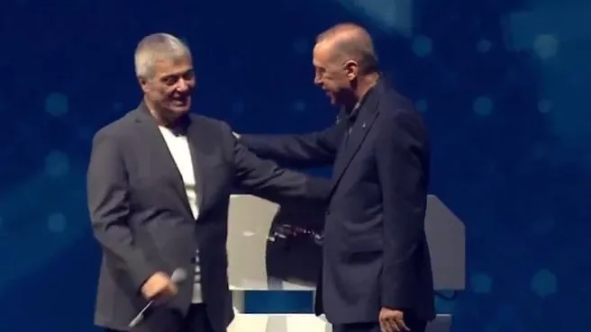 Cumhurbaşkanı Erdoğan'a Cengiz Kurtoğlu sürprizi