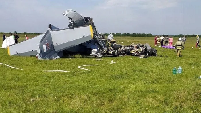 Son dakika: Rusya'da uçak düştü: 9 ölü, 15 yaralı - 3