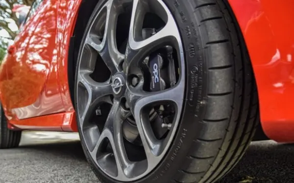 Çip krizi otomotiv sektörünü etkiledi! 2 dev firmadan flaş açıklama