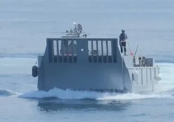 Dosta güven düşmana korku! TCG Anadolu'nun eğitim görüntüleri nefes kesti