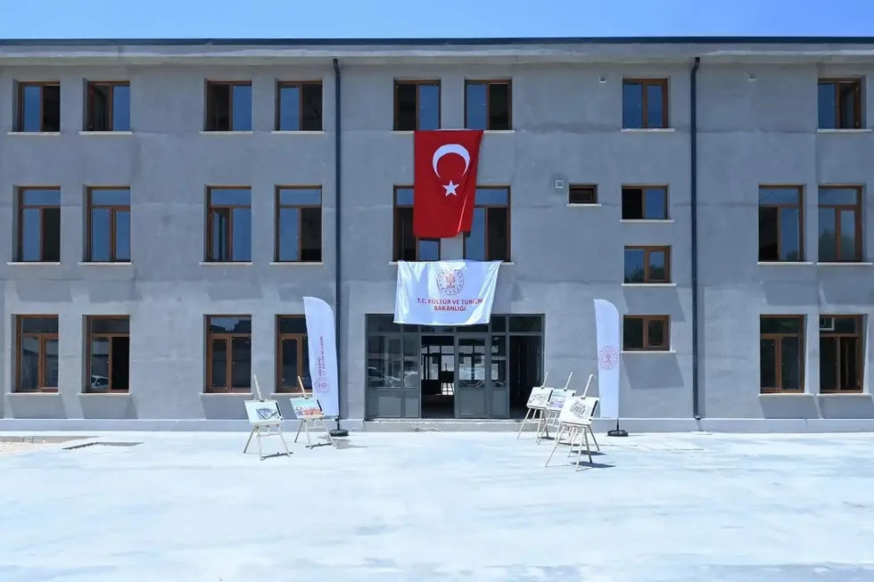 1784791826855.jpeg Başkan Erdoğan talimat vermişti: Diyarbakır Cezaevi Müzesinde sona yaklaşıldı! Karanlık geçmişten demokrasi abidesine - 5