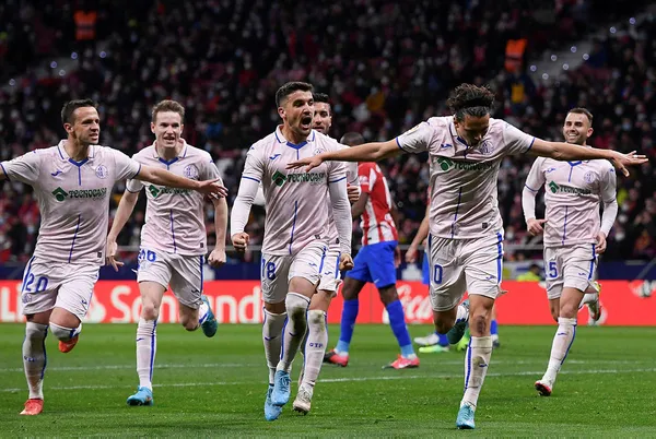 enes-unal-gollerine-devam-ediyor-bir-gol-de-athletic-bilbao-aglarina-1647643596487.jpg Enes Ünal gollerine devam ediyor! Bir gol de Athletic Bilbao ağlarına... - 2