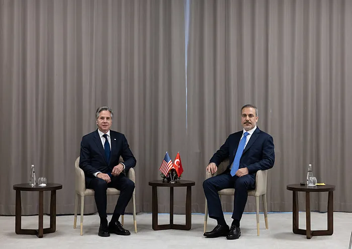 disisleri-bakani-hakan-fidan-abdli-mevkidasi-blinken-ile-gorustu-1717096463865.jpg Dışişleri Bakanı Hakan Fidan ABD'li mevkidaşı Blinken ile görüştü - 2