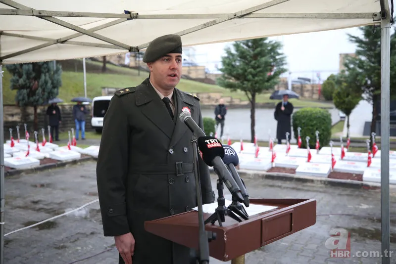 Çanakkale Zaferi'nin 108. yıl dönümü! "Çanakkale geçilmez" yazılı altın madalya Türk bayrağına takıldı 25