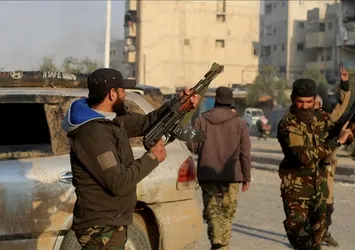 Şam'dan Kürt gruplara sert mesaj: Bölünme talebini reddediyoruz!