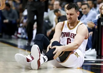 Cavalierslı Bogut ilk maçında sezonu kapattı