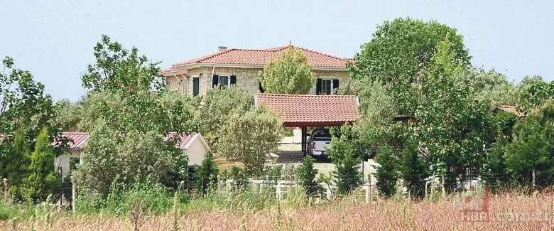 FOX sunucusu Fatih Portakal'ın kaçak çiftliğine vatandaşlardan ağır eleştiri! Adeta yerin dibine soktular 7