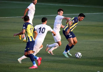 Fenerbahçe Kasımpaşa'yı hazırlık maçında 4 golle geçti: Fenerbahçe 4-1 Kasımpaşa (MAÇ SONUCU-ÖZET)