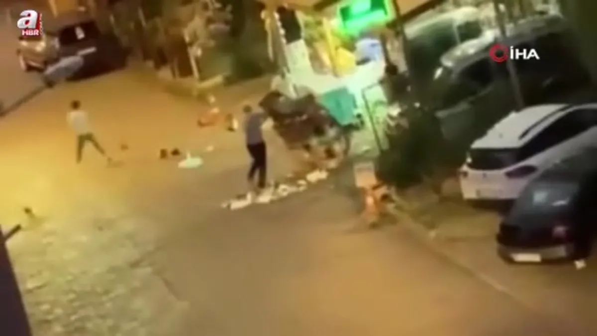 Bayıltana kadar darp edip sokak ortasına bıraktılar o anlar kamerada