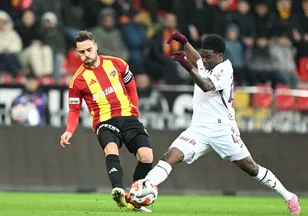 Fırtına deplasmanda doludizgin! Trabzonspor 3 puanı 3 golle aldı