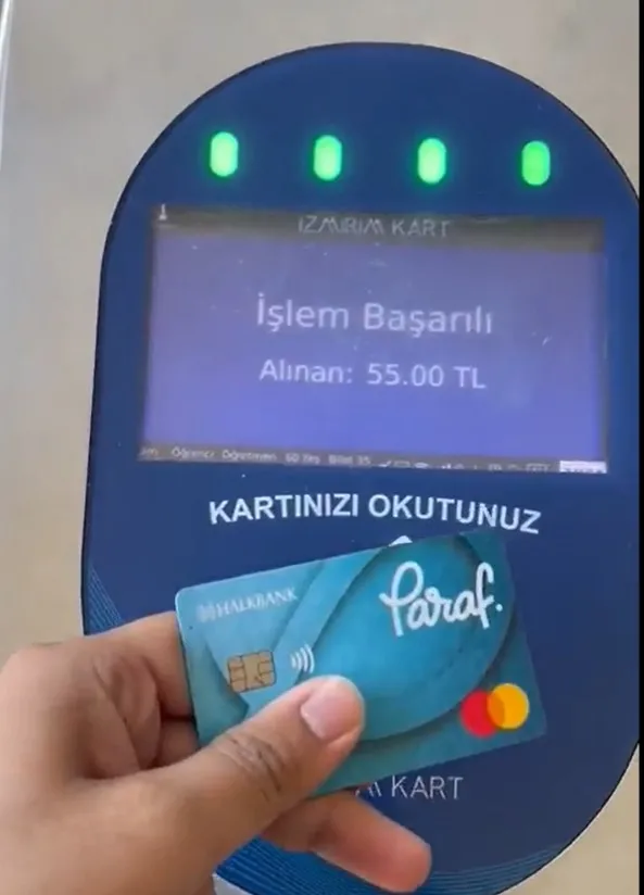 İzmir İZBAN’da büyük soygun! Kredi kartıyla tek sefer 55 TL! Tunç Soyer’e tepki yağdı: Acımasızlık ve fırsatçılık...