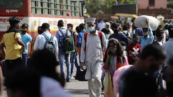 hindistanda-koronavirus-asisi-yerine-tuzlu-su-enjekte-edildi-1625565916526.jpg Hindistan’da koronavirüs aşısı yerine tuzlu su enjekte edildi! - 2