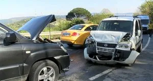 Sarıyer’de trafik kazası: 3 kişi yaralandı