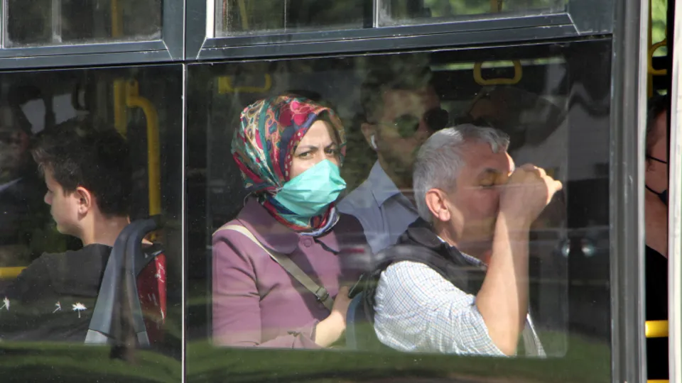 Toplu taşımada maskesiz ilk gün
