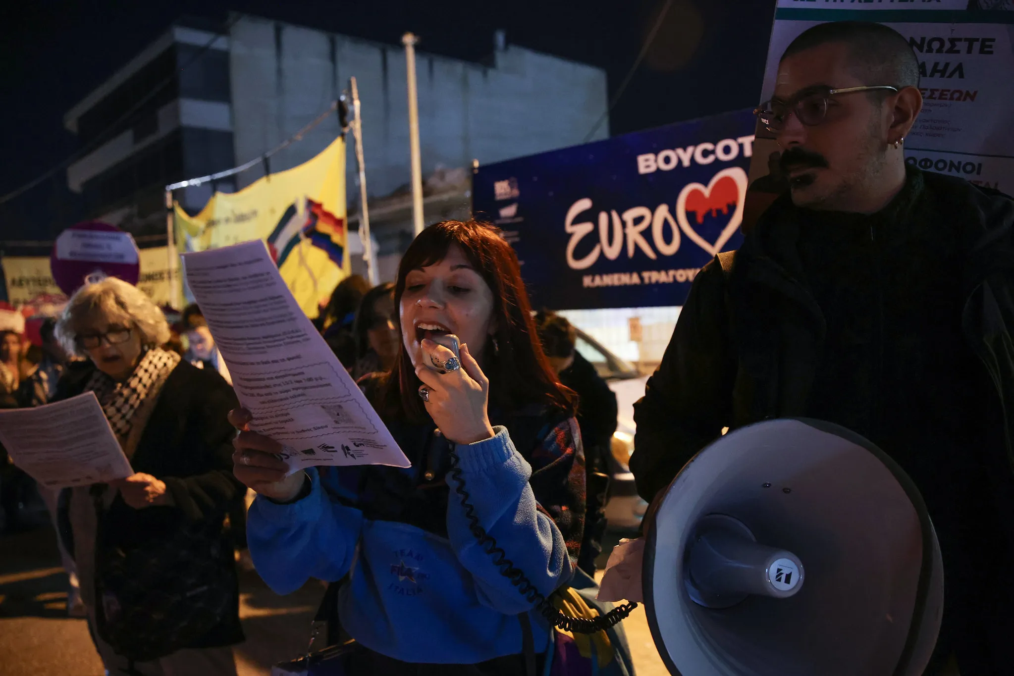 İnsanlık suçuna sessiz kalmadılar! Katil İsrail’in Eurovision katılımına Atina’da büyük tepki