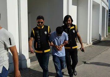 Dişi uyuşmadı, diş hekimini bıçakladı