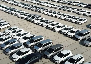 CHP'li İstanbul Büyükşehir Belediyesi 1851 araçlık ihale yapacak