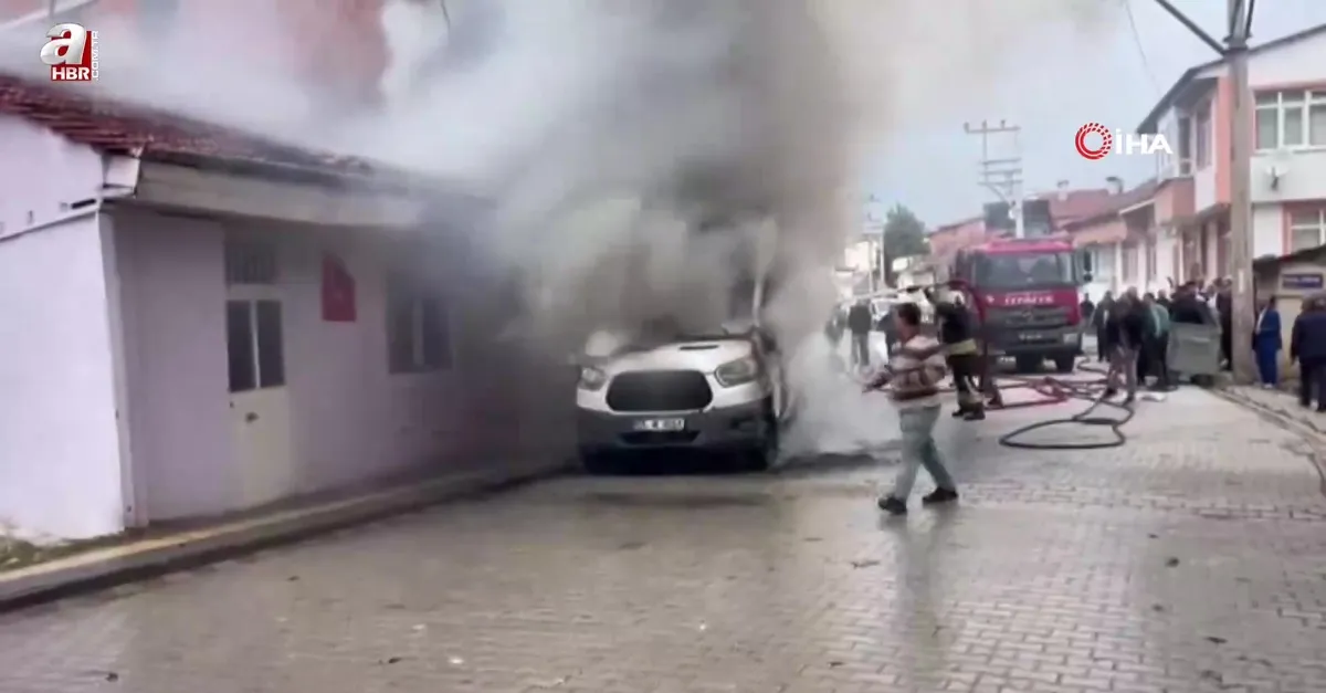 Vezirköprü’de minibüs yangını