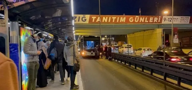İstanbul’da yine ulaşım aksadı! Metrobüs arıza yaptı vatandaş isyan etti