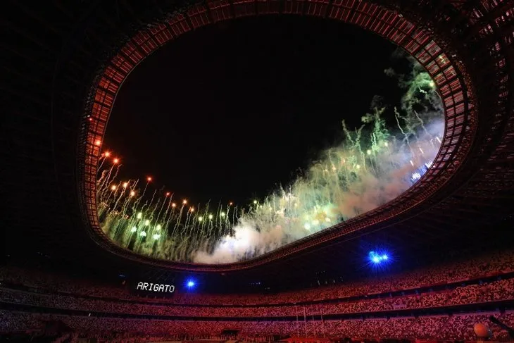 2020 Tokyo Olimpiyat Oyunları kapanış töreninde müthiş gösteri