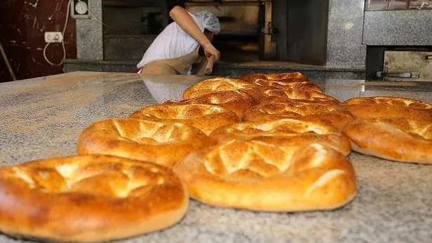 Ramazan pidesi ne kadar? İstanbul 2022 susamlı ve yumurtalı Ramazan pidesi fiyatı kaç TL oldu?