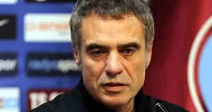 Ersun Yanal’dan Milli takıma eleştiri!