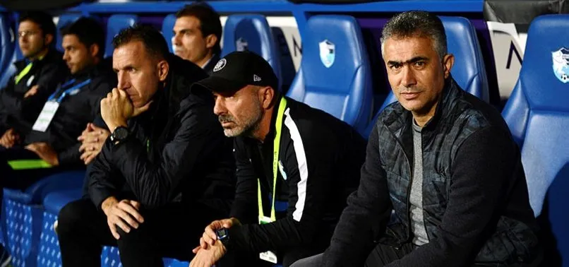 Erzurumspor'da Mehmet Altıparmak ile yollar ayrıldı