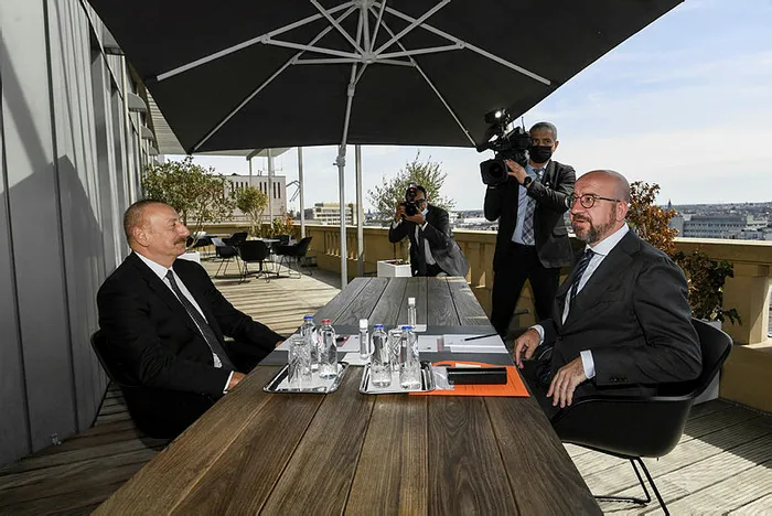 Azerbaycan ile Ermenistan barış anlaşması imzalar mı? İlham Aliyev - Charles Michel ve Paşinyan görüştü