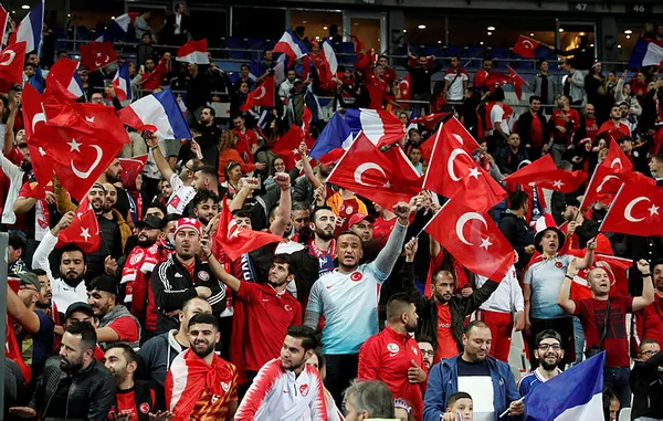 Son dakika: Taraftarlar için güzel haberi Nihat Özdemir duyurdu! Maçlar ne zaman seyircili oynanacak? İşte o tarih... - 2