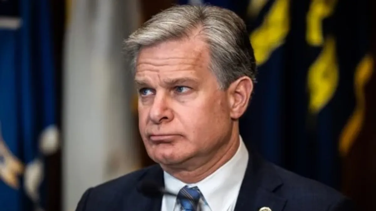 FBI'de dikkat çeken karar! Direktör Wray, Trump göreve gelmeden istifa edecek