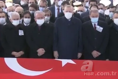 Türkiye Bitlis'te şehit düşen kahramanlarına veda ediyor! Bu acının tarifi yok 8