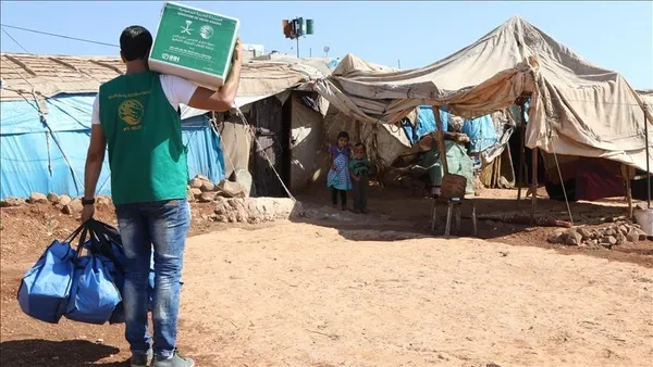 Suudi Arabistan depremzedeler için 15’inci yardım uçağını gönderdi