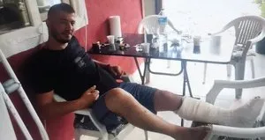 Genç adamın kabus anları!  Alçı çıkarmaya gitti...