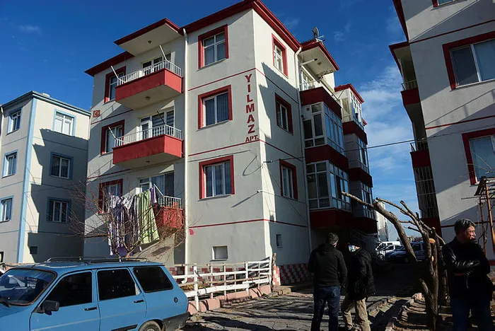 Son dakika: Kayseri'de dehşet! Eşini ve üvey çocuğunu bıçaklayarak öldürdü - 1