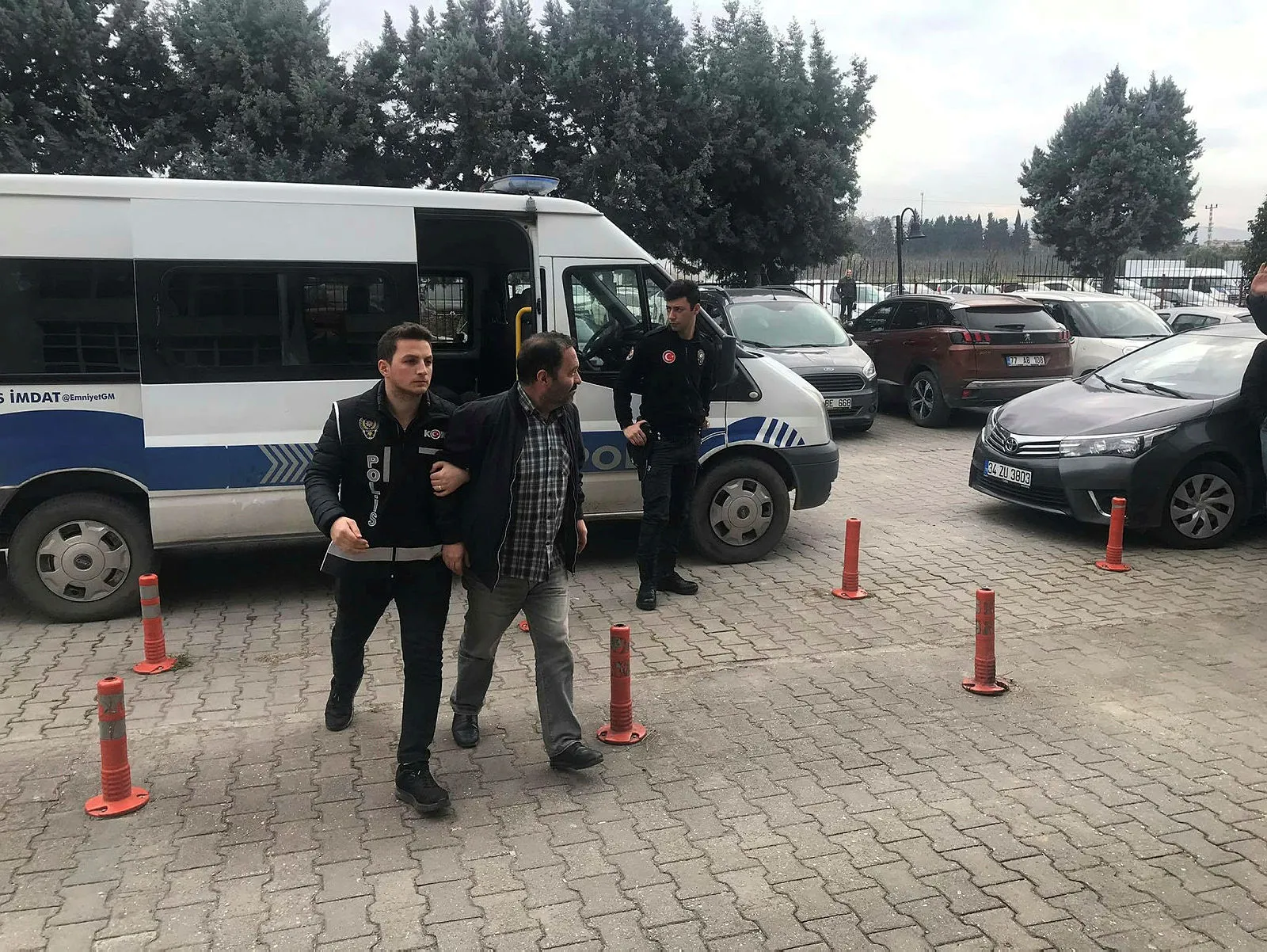 Yalova Belediyesi’ndeki yolsuzluk soruşturmasında tutuklu sayısı 17 oldu