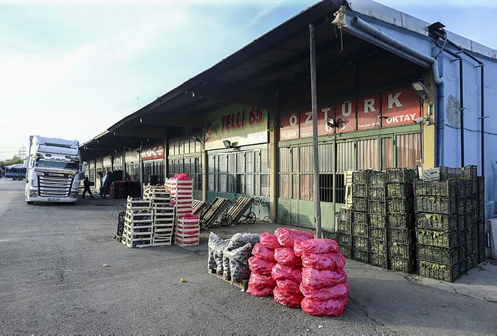 Market ve hallerde ürün tedarikine başlandı - 1