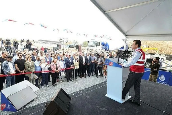 chpde-alisilagelmis-goruntuler-istanbul-il-kongresinde-kavga-imamoglunun-fircaladigi-sultangazi-ilce-baskani-k-1696792161546.jpg CHP'de alışılagelmiş görüntüler! İstanbul il kongresinde kavga! Bay Kemal'in Canpolat'ı İmamoğlu'nu doğradı - 7