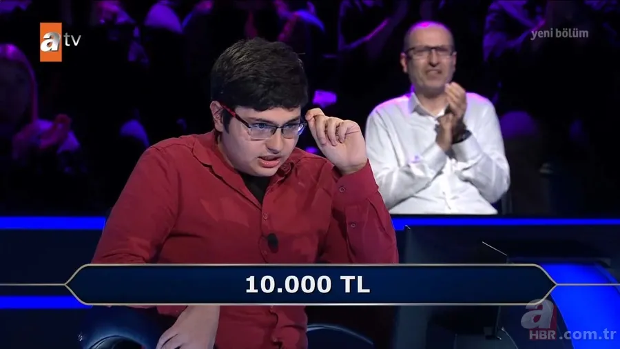 Milyoner'de ilginç anlar! Genç yarışmacı tarih sorusunda şoku yaşadı | Ödül çekini almadan gidiyordu... 17