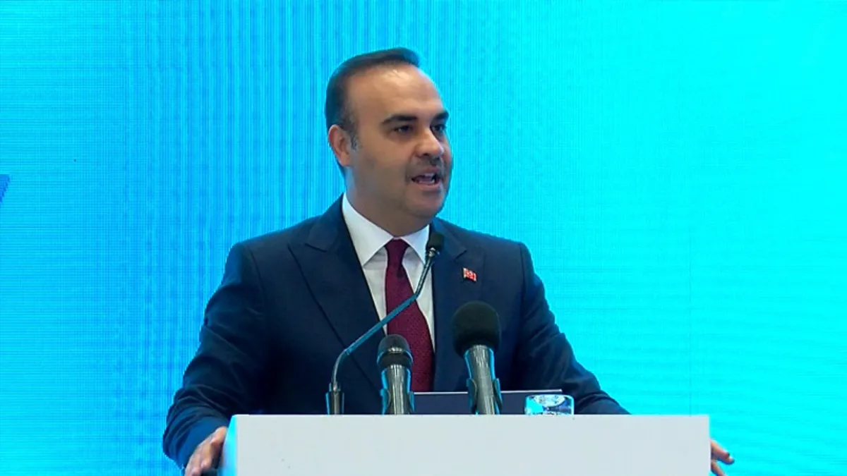 Bakan Kacır'dan 'yatırımcılara' müjde: Yeni teşvik sistemimizle destekleyeceğiz