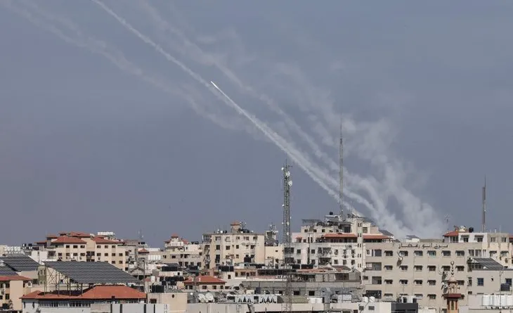 Son dakika | Hamas'tan terörist İsrail'e sert yanıt! 130 roketle saldırı düzenledi