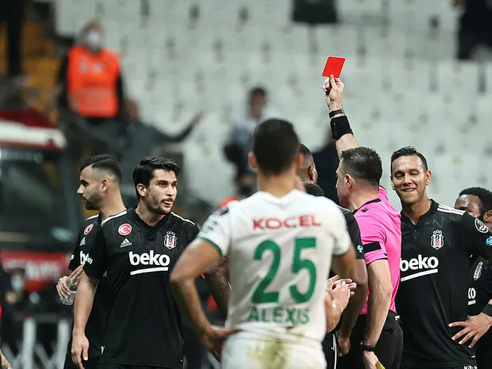 Beşiktaş-Giresunspor: 0-4 | (MAÇ SONUCU ÖZET) - 9
