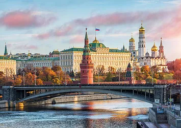 Kremlin'den Ukrayna savaşına devam mesajı