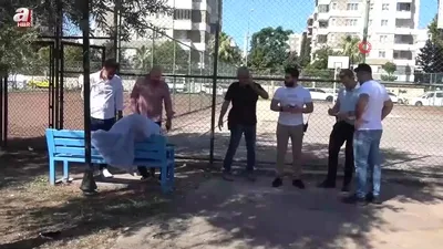 Oturduğu bankta ölü bulundu