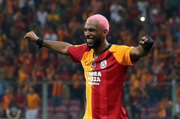 Galatasaray'ın son gün sürprizi Ryan Babel'e takıldı! Twitter paylaşımları... - 1